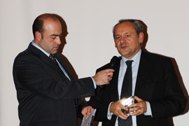 ingrandisci foto
